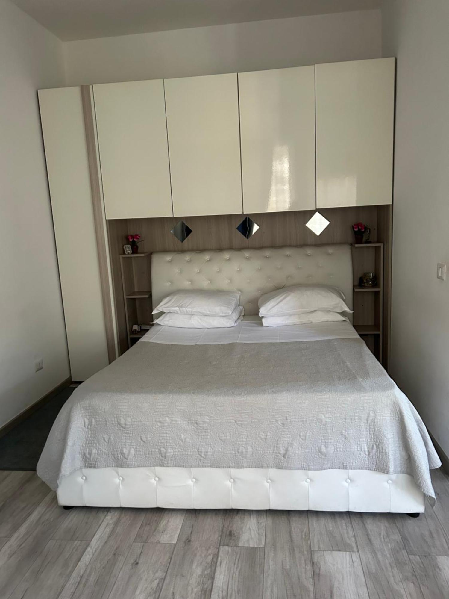 Ferienwohnung Mirahouse Lido di Ostia Exterior foto